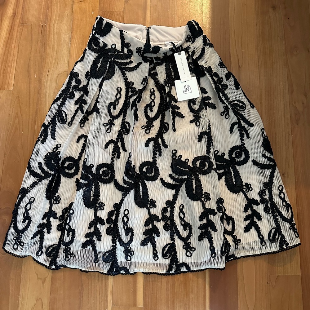 Anthropologie dRA Los Angeles embroidered tulle skirt